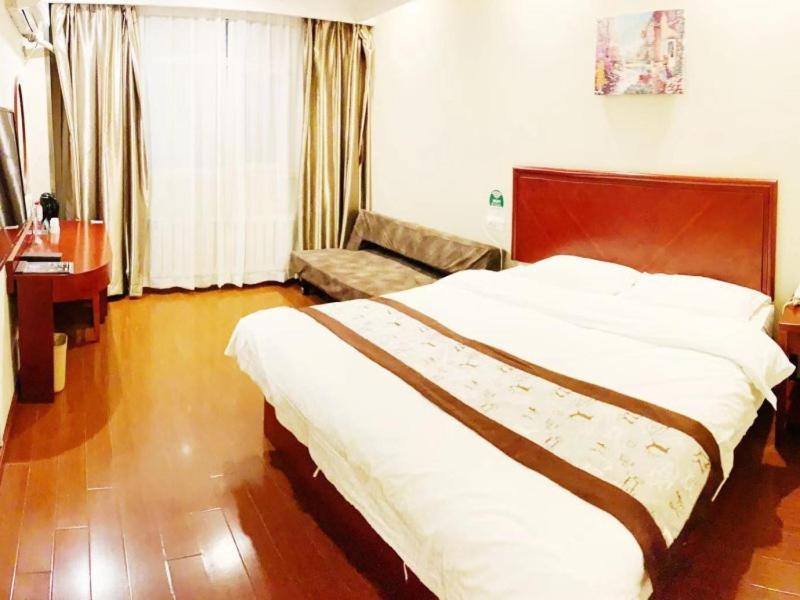 Greentree Inn Beihang Commercial Street Express Hotel Шеньян Экстерьер фото