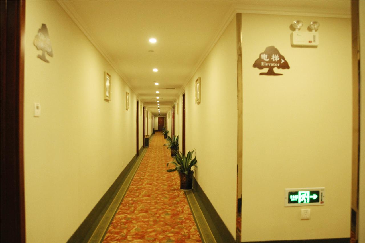 Greentree Inn Beihang Commercial Street Express Hotel Шеньян Экстерьер фото