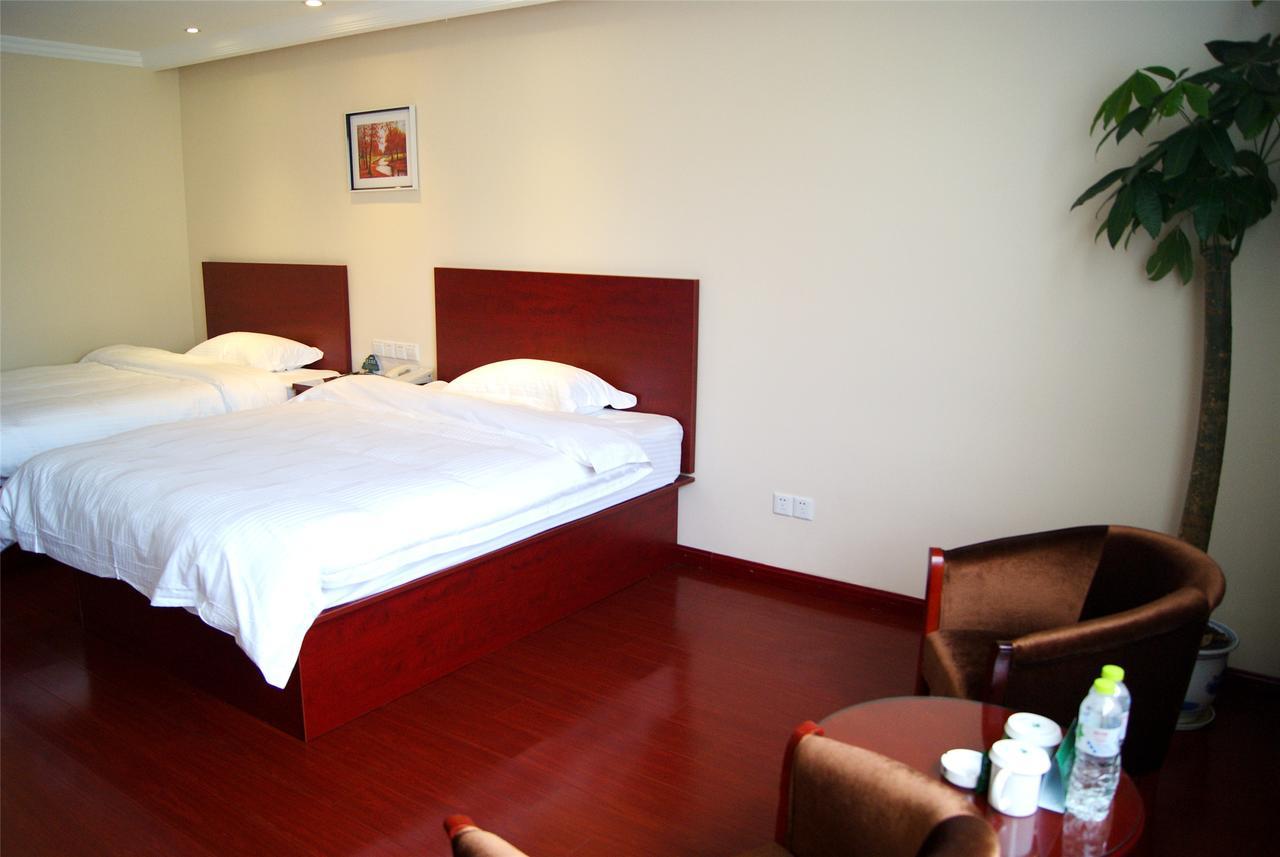 Greentree Inn Beihang Commercial Street Express Hotel Шеньян Экстерьер фото