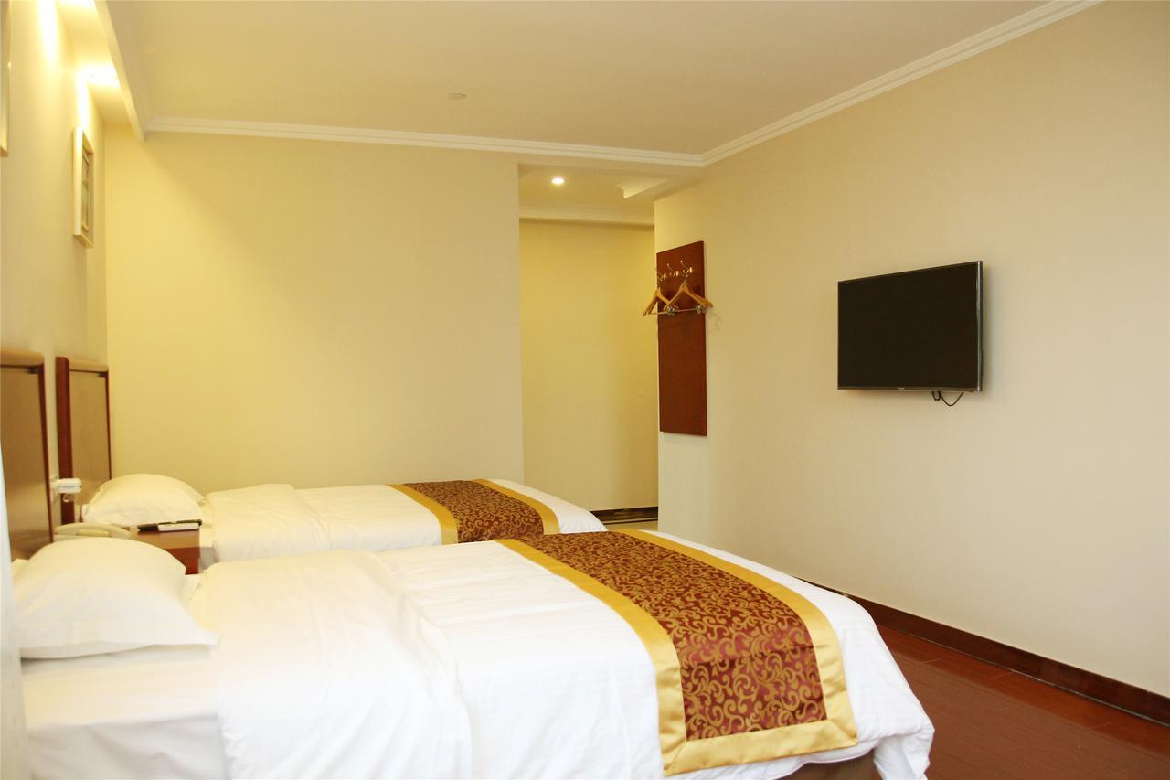 Greentree Inn Beihang Commercial Street Express Hotel Шеньян Экстерьер фото